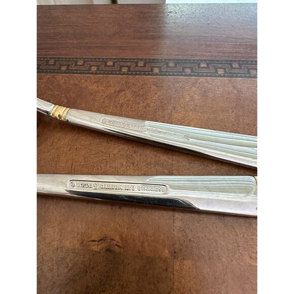 Reed & Barton GOLDEN LONGWOOD Stainless Glossy Silverware Dinner Spoons - Picture 4 of 6